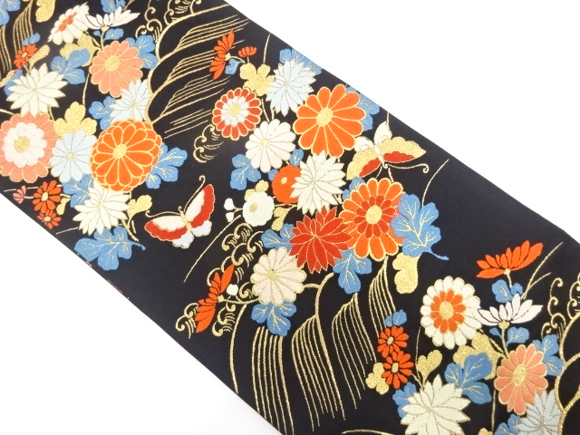 アンティーク　荒波に蝶・菊模様織り出し袋帯（着用可）